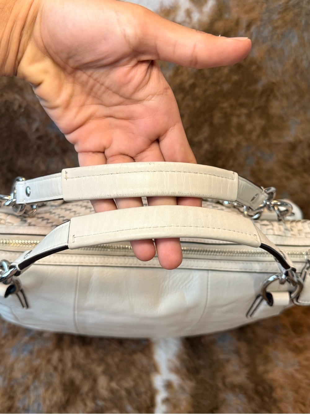 Vintage Coach Woven white Shoulder Bag! - Picture 3 of 8